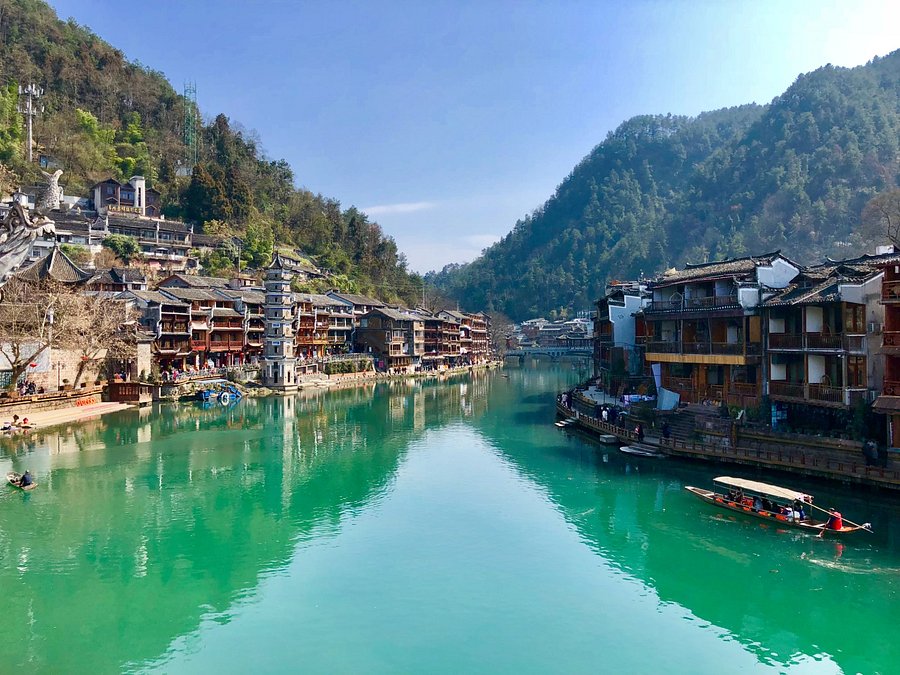 more-beautiful-scenery.jpg